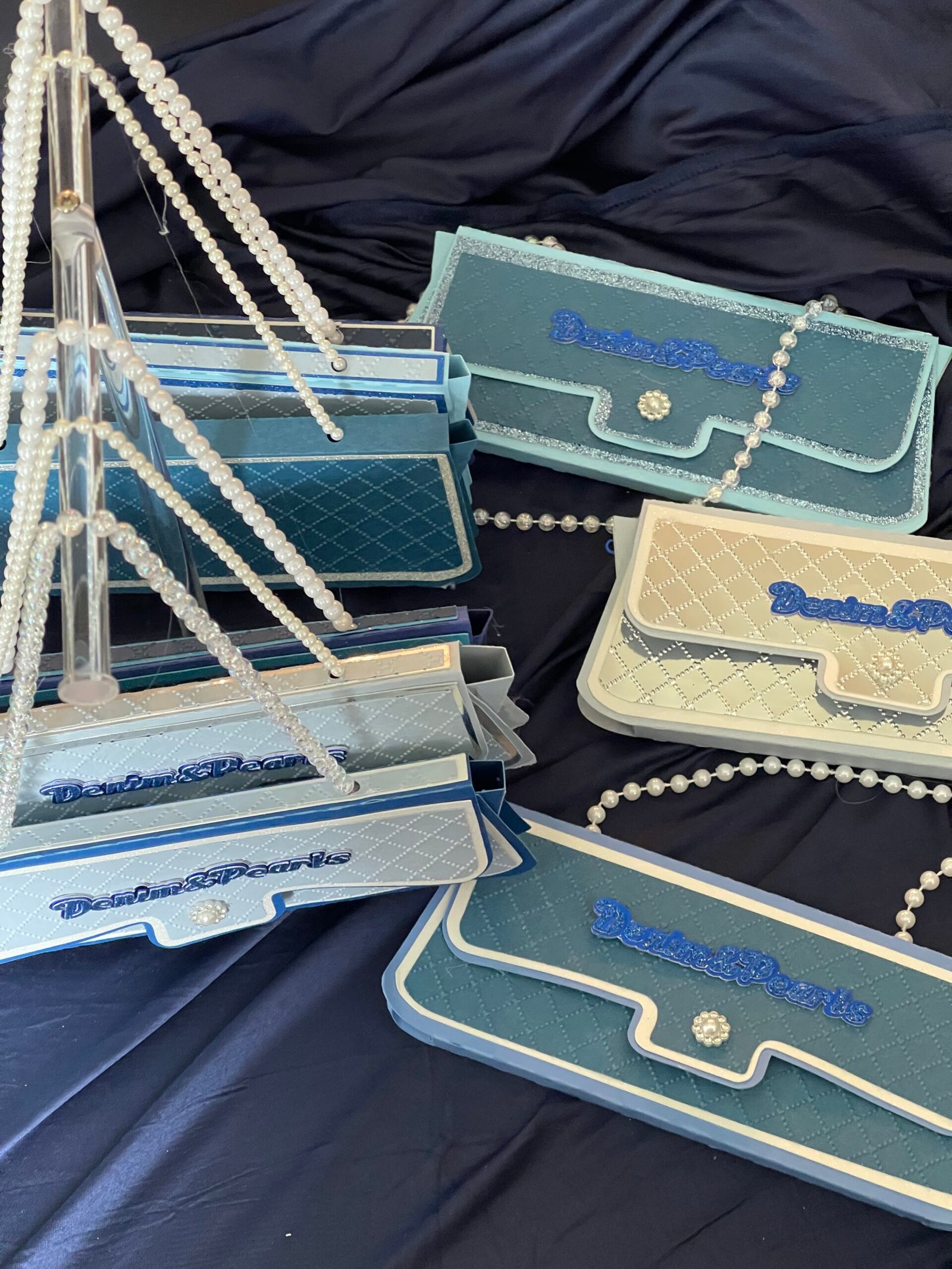 Glamour Gem Hershey Purse - Image 2