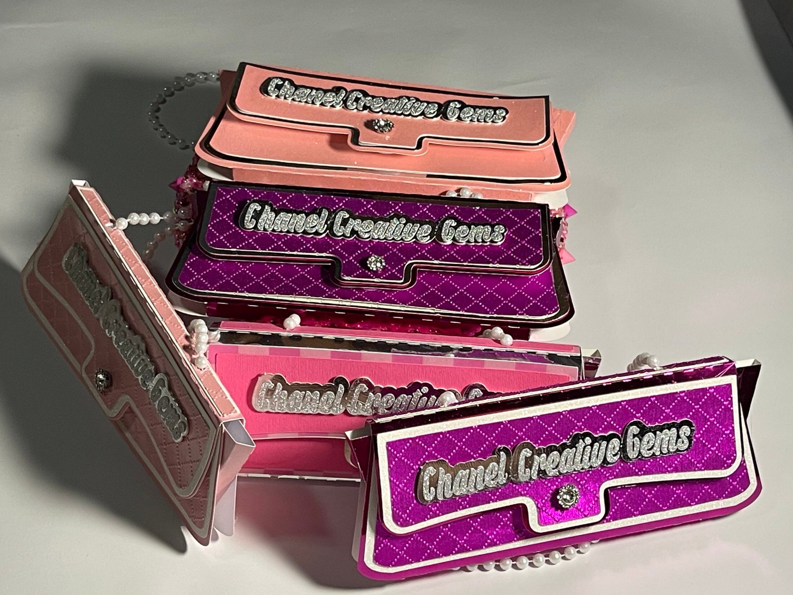 Glamour Gem Hershey Purse - Image 6